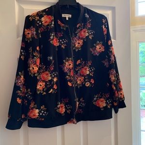 Beautiful floral bomber jacket  1x size.